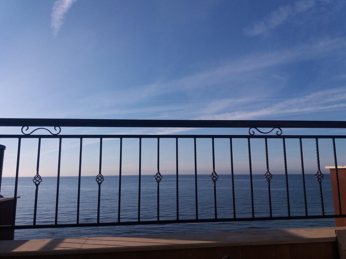 Akrotiriya Sea View Apartment Nesebar Bagian luar foto